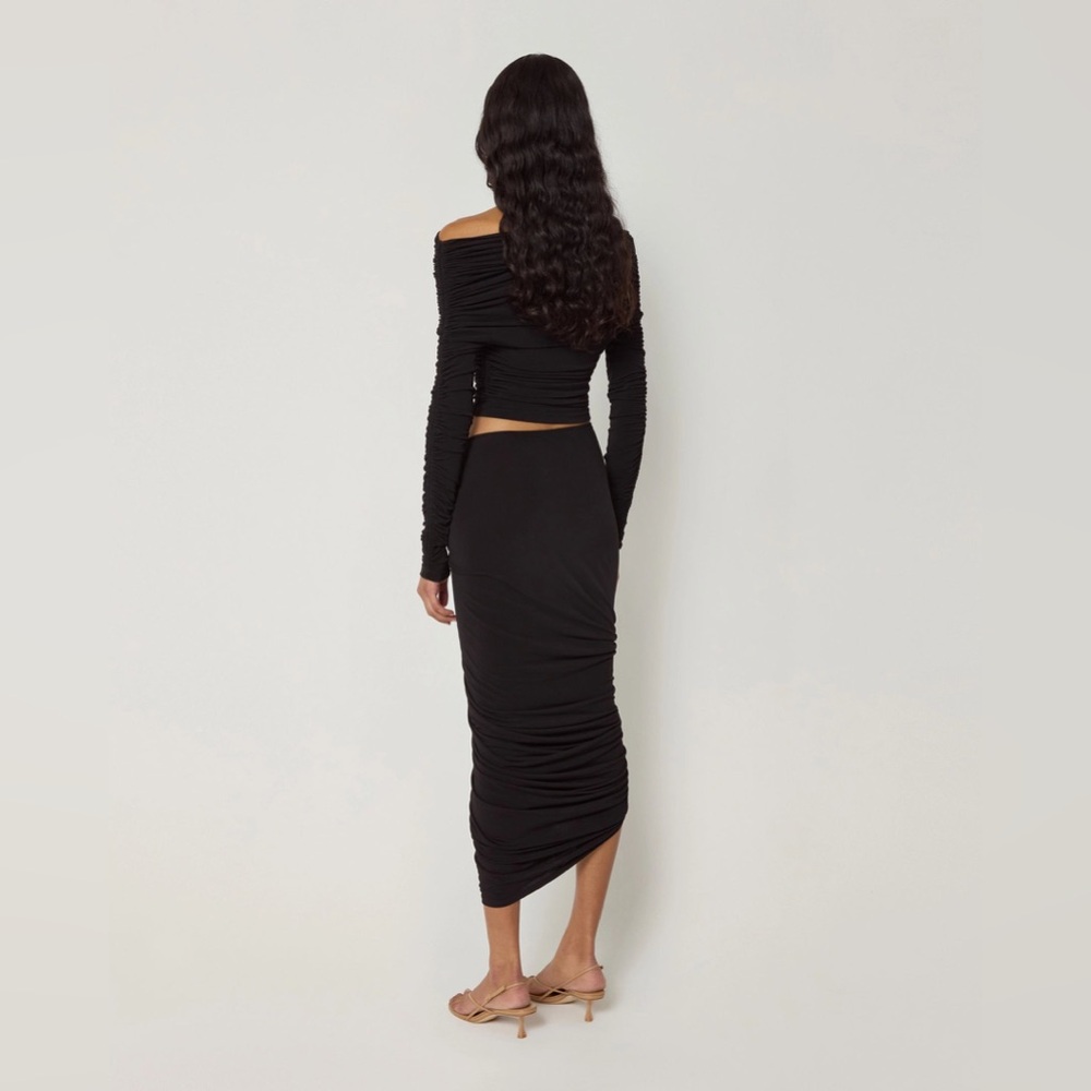 Khy Black Asymmetrical Ruched Top and Skirt Set - Picture 3 of 11